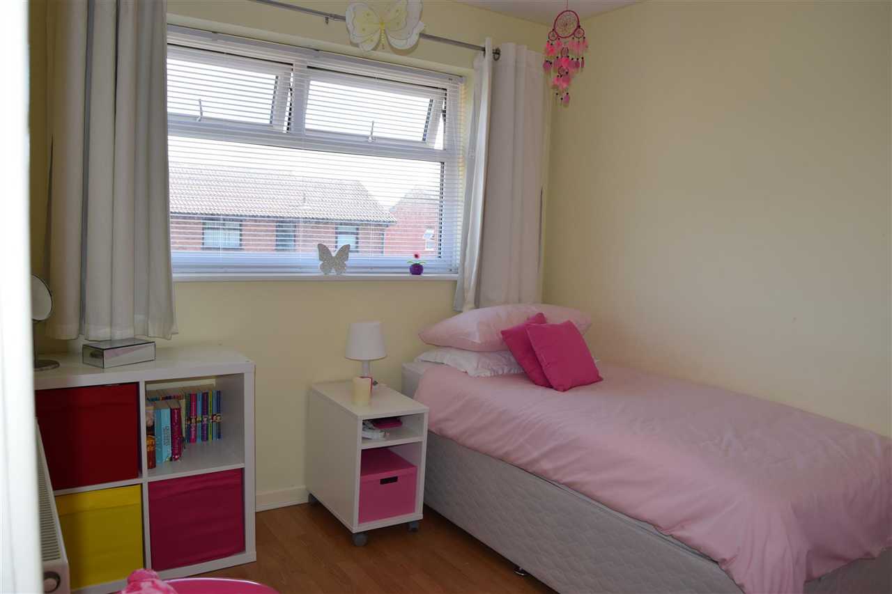 25 Newbury Way, West Derby — photo 11 of 18