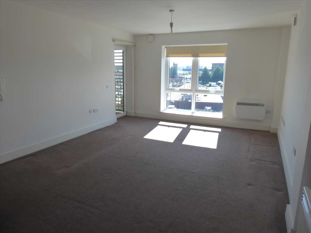 Apartment 25 Park Lane Plaza, 2 Jamacia Street — photo 2 of 12