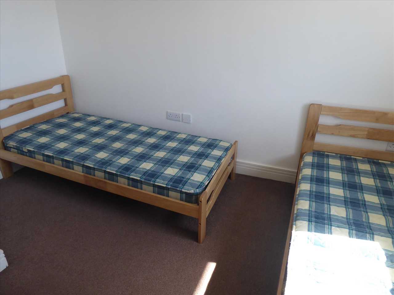 Apartment 25 Park Lane Plaza, 2 Jamacia Street — photo 10 of 12