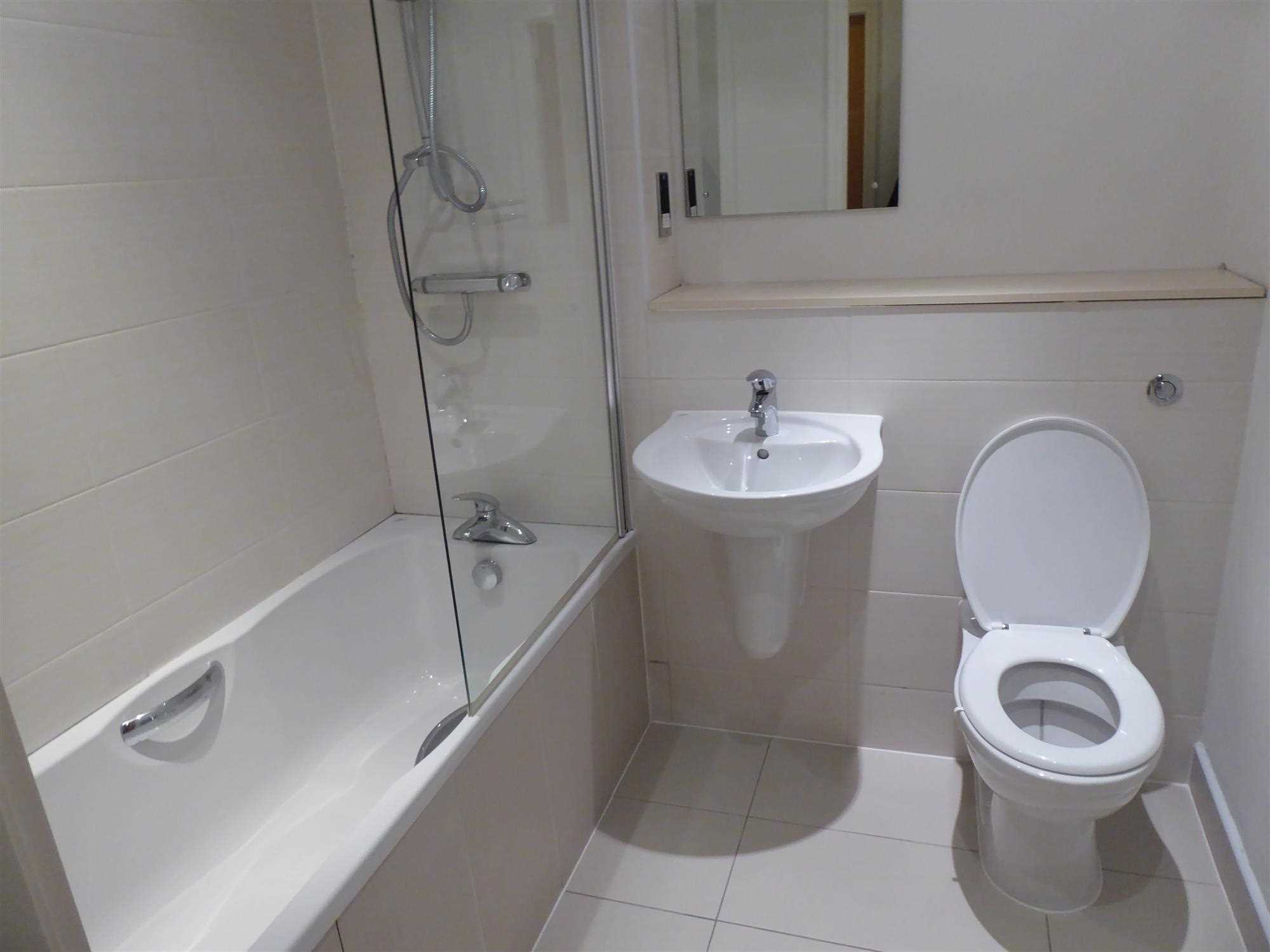 Apartment 25 Park Lane Plaza, 2 Jamacia Street — photo 11 of 12