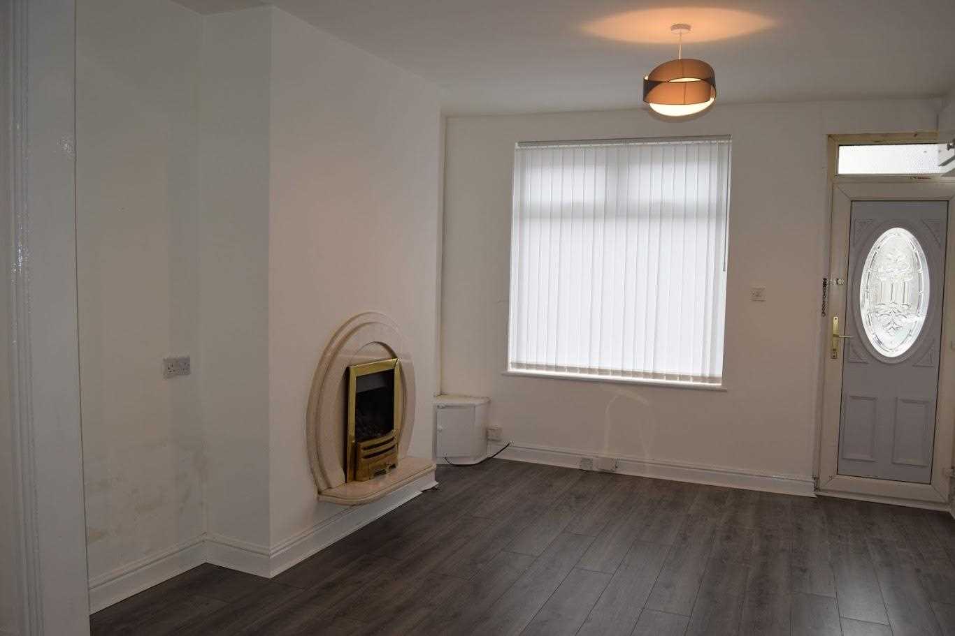 16 Hawkins Street — photo 5 of 15