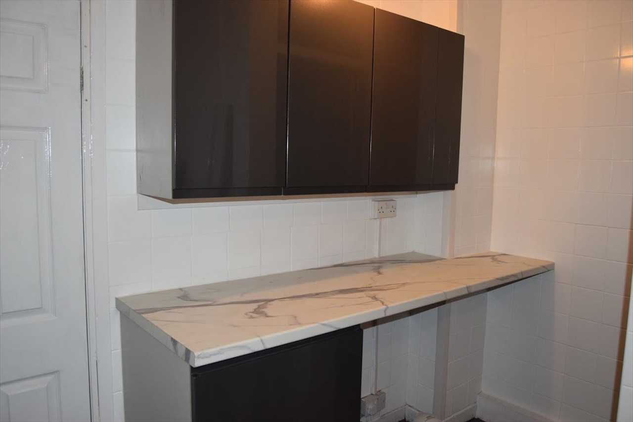 16 Hawkins Street — photo 8 of 15