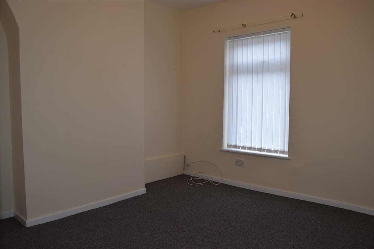 16 Hawkins Street — photo 12 of 15