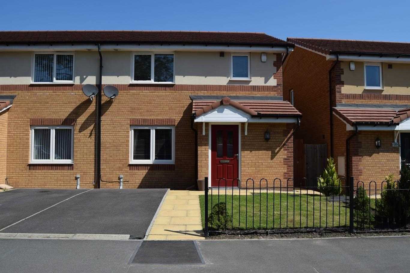141 Broad Lane, Norris Green — photo 1 of 33