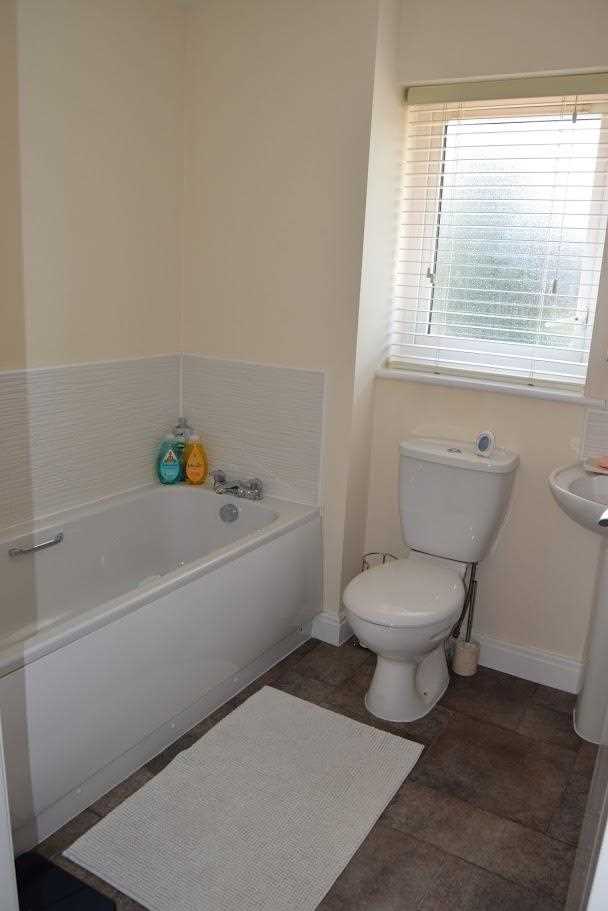141 Broad Lane, Norris Green — photo 29 of 33