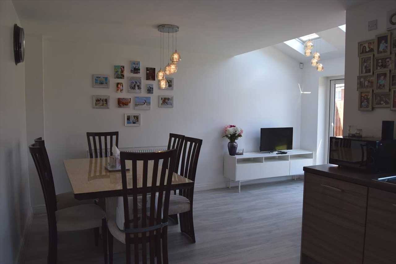 141 Broad Lane, Norris Green — photo 6 of 33