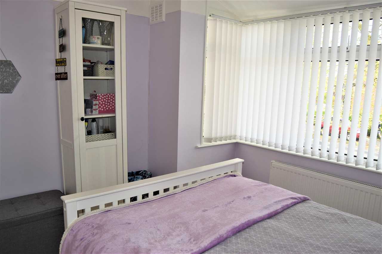 106 Halewood Drive, Woolton — photo 10 of 23