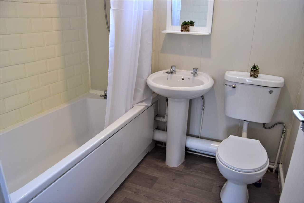 19 Maldon Close, Halewood — photo 15 of 20