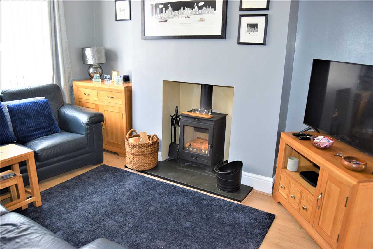 28 Woodchurch Road, Old Swan — photo 3 of 22