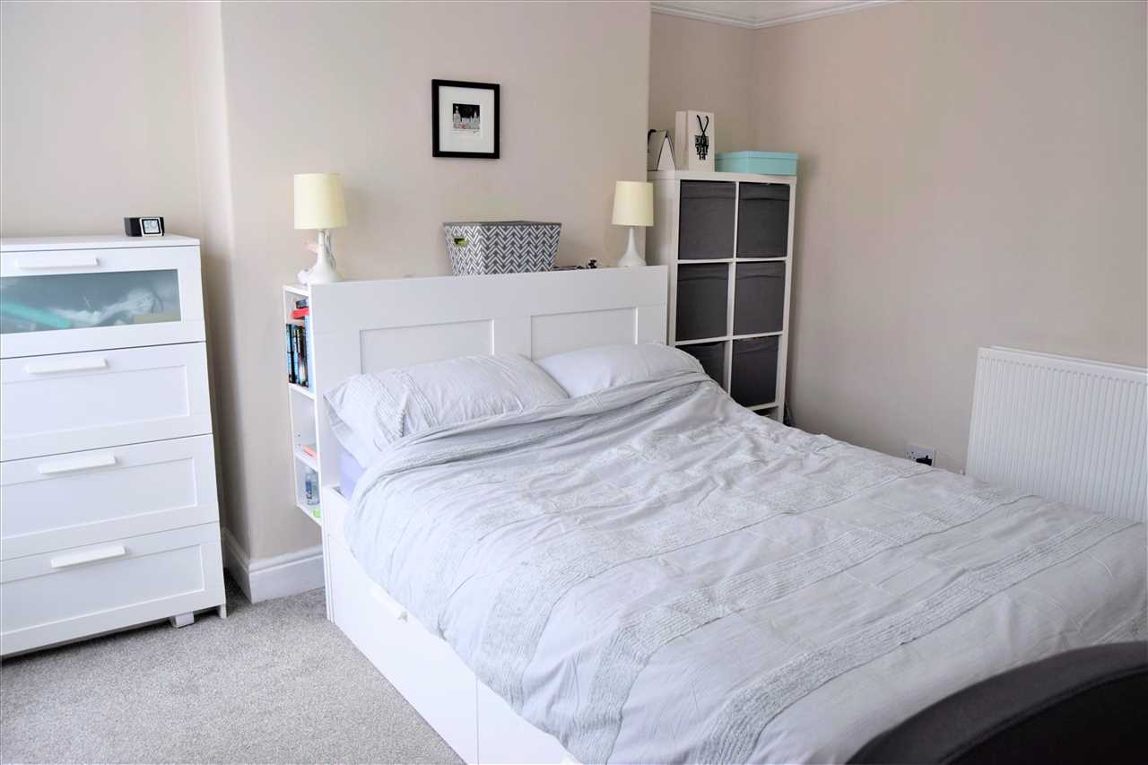 28 Woodchurch Road, Old Swan — photo 15 of 22