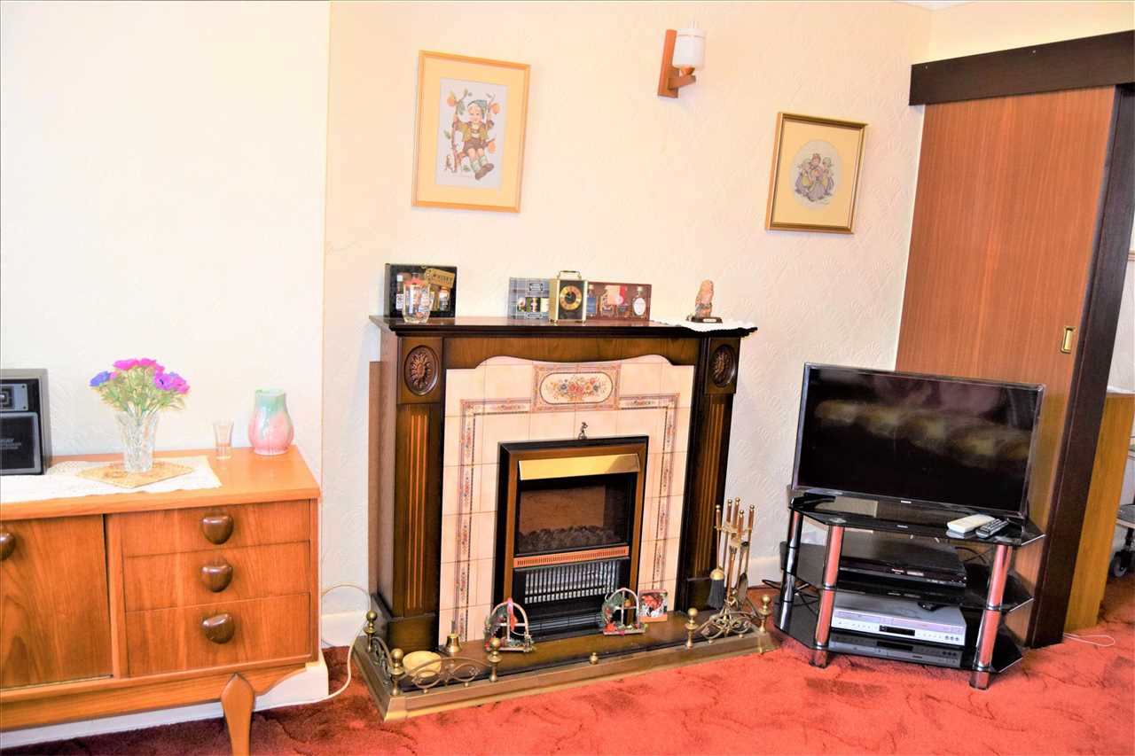 15 North Manor Way, Woolton — photo 7 of 20