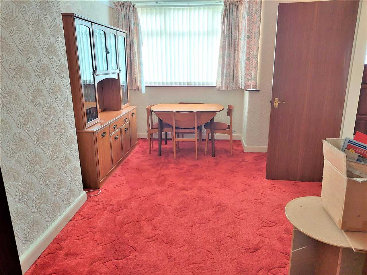 15 North Manor Way, Woolton — photo 9 of 20