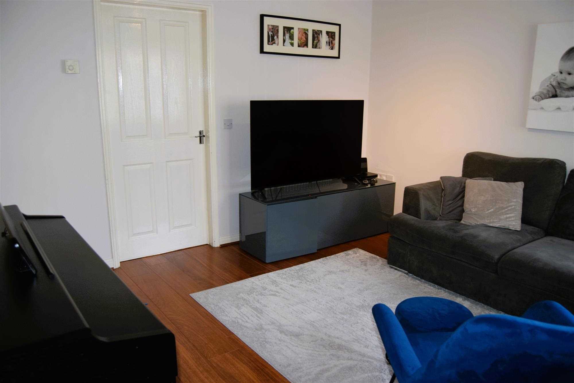 16 Addenbrooke Drive, Hunts Cross — photo 5 of 26