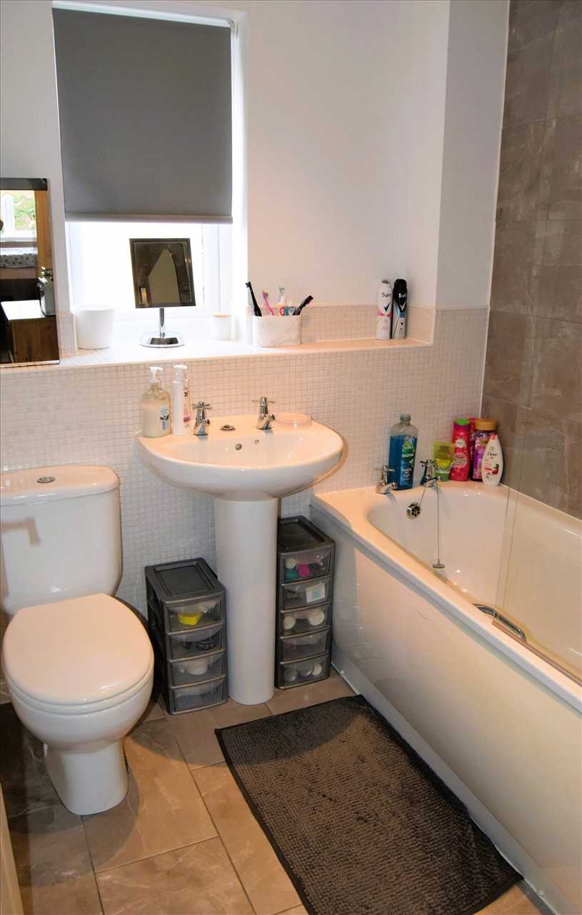 16 Addenbrooke Drive, Hunts Cross — photo 19 of 26