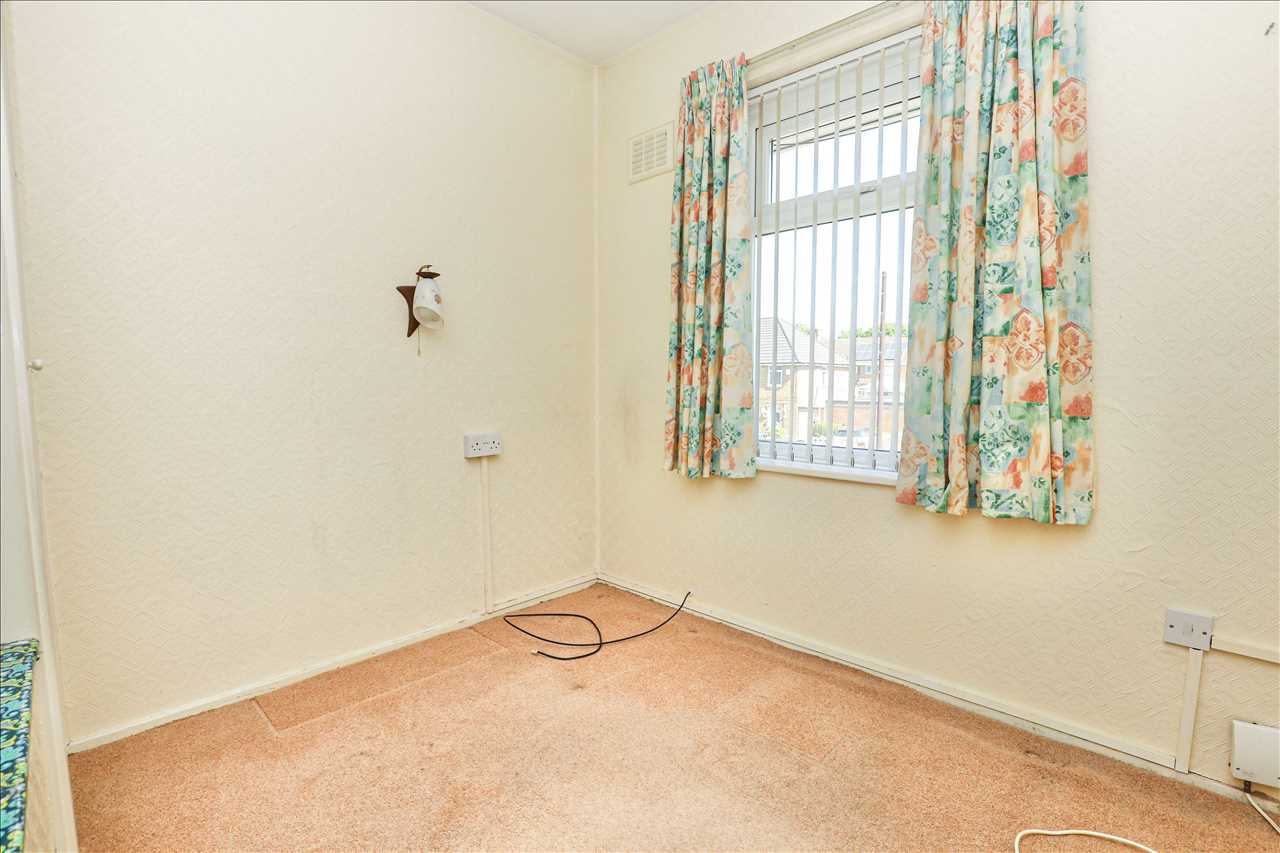 38 Tarbock Road, Speke — photo 8 of 13