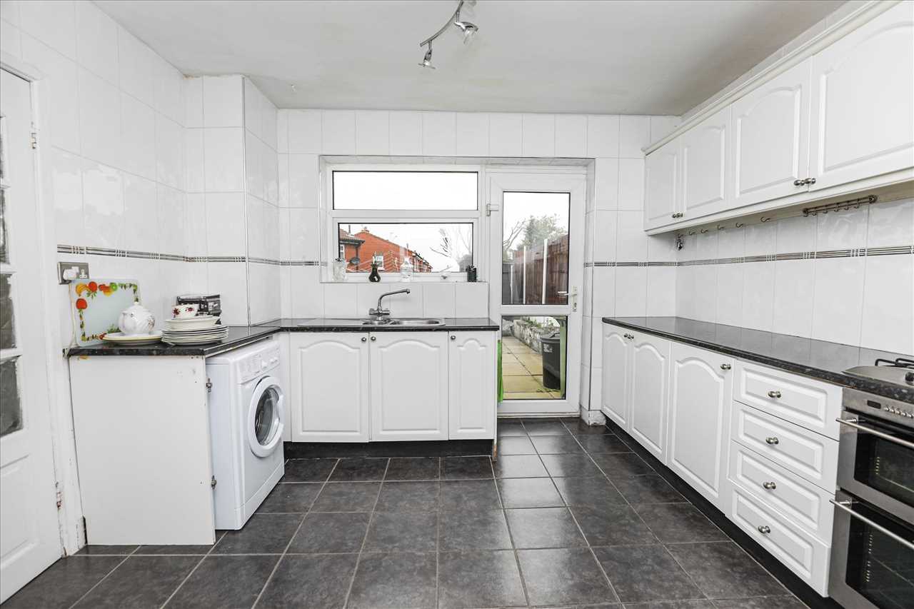 59 Hopwood Street — photo 6 of 16