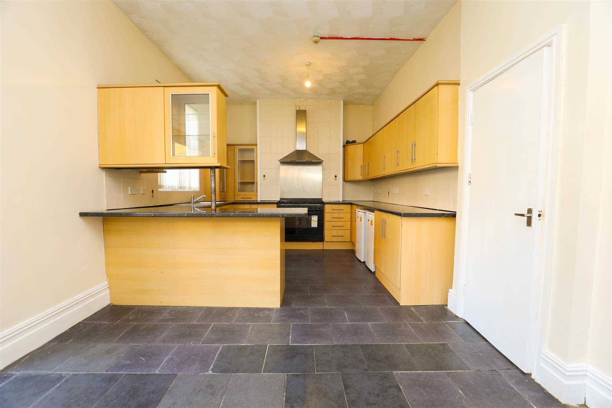 80 Serpentine Road — photo 3 of 17