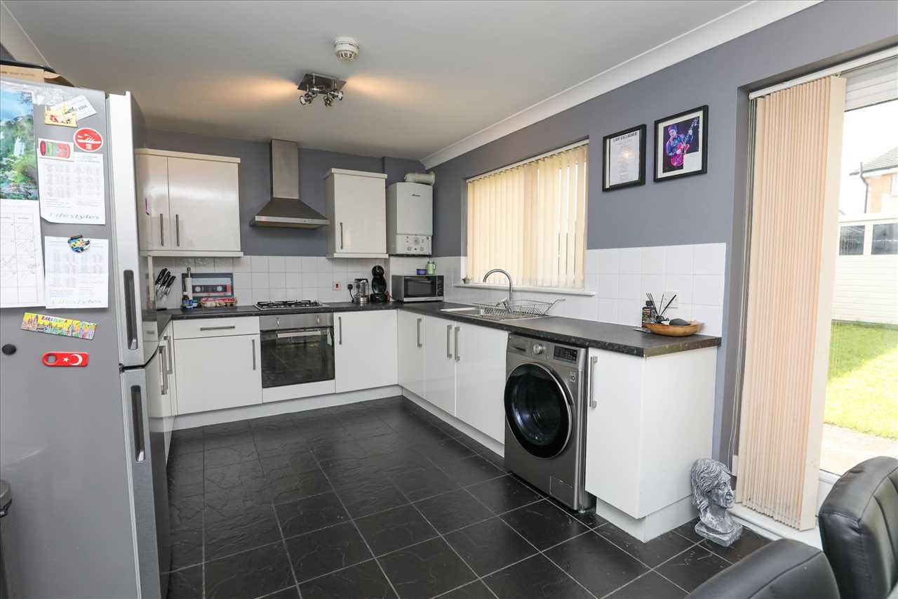 30 Pennycress Drive, Norris Green — photo 4 of 18