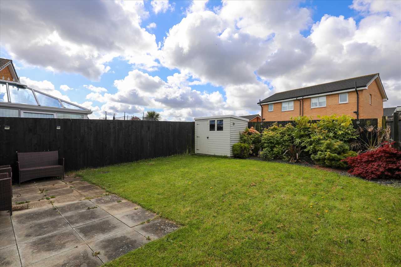 30 Pennycress Drive, Norris Green — photo 15 of 18