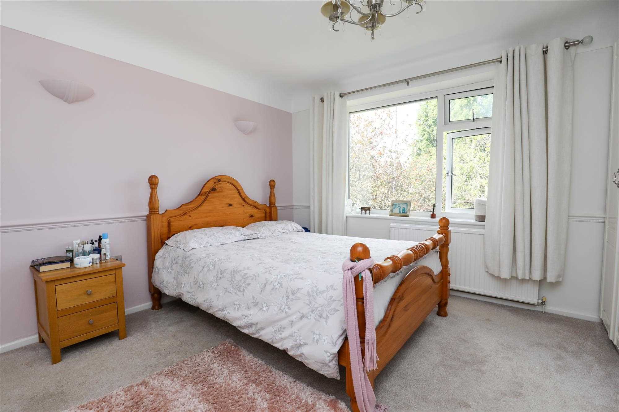 323 Hunts Cross Avenue, Woolton — photo 10 of 19