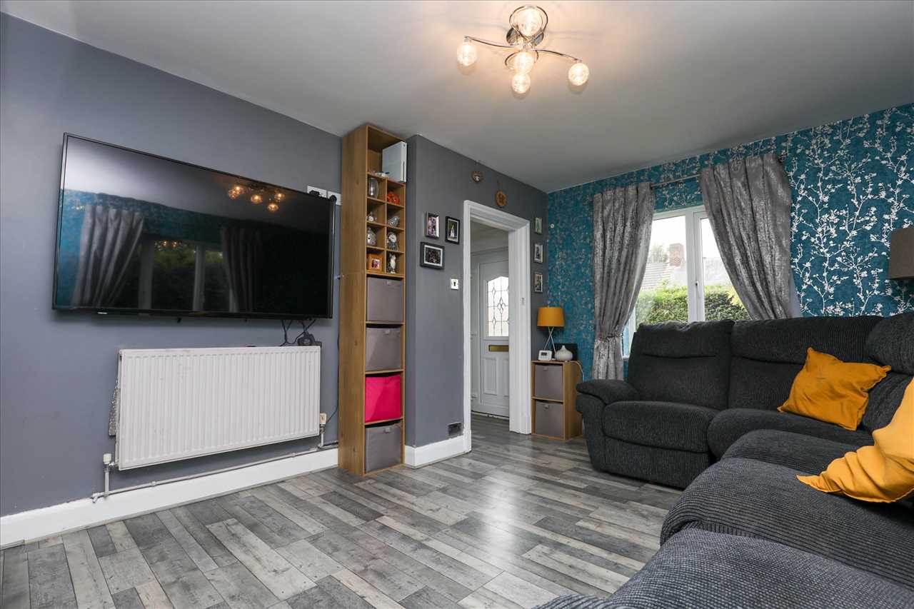 61 Ashfield Road, Bromborough — photo 3 of 13