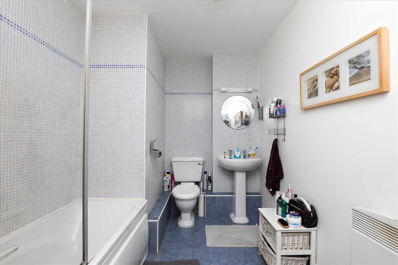 Apartment 29, 9 Cornwallis Court — photo 11 of 14