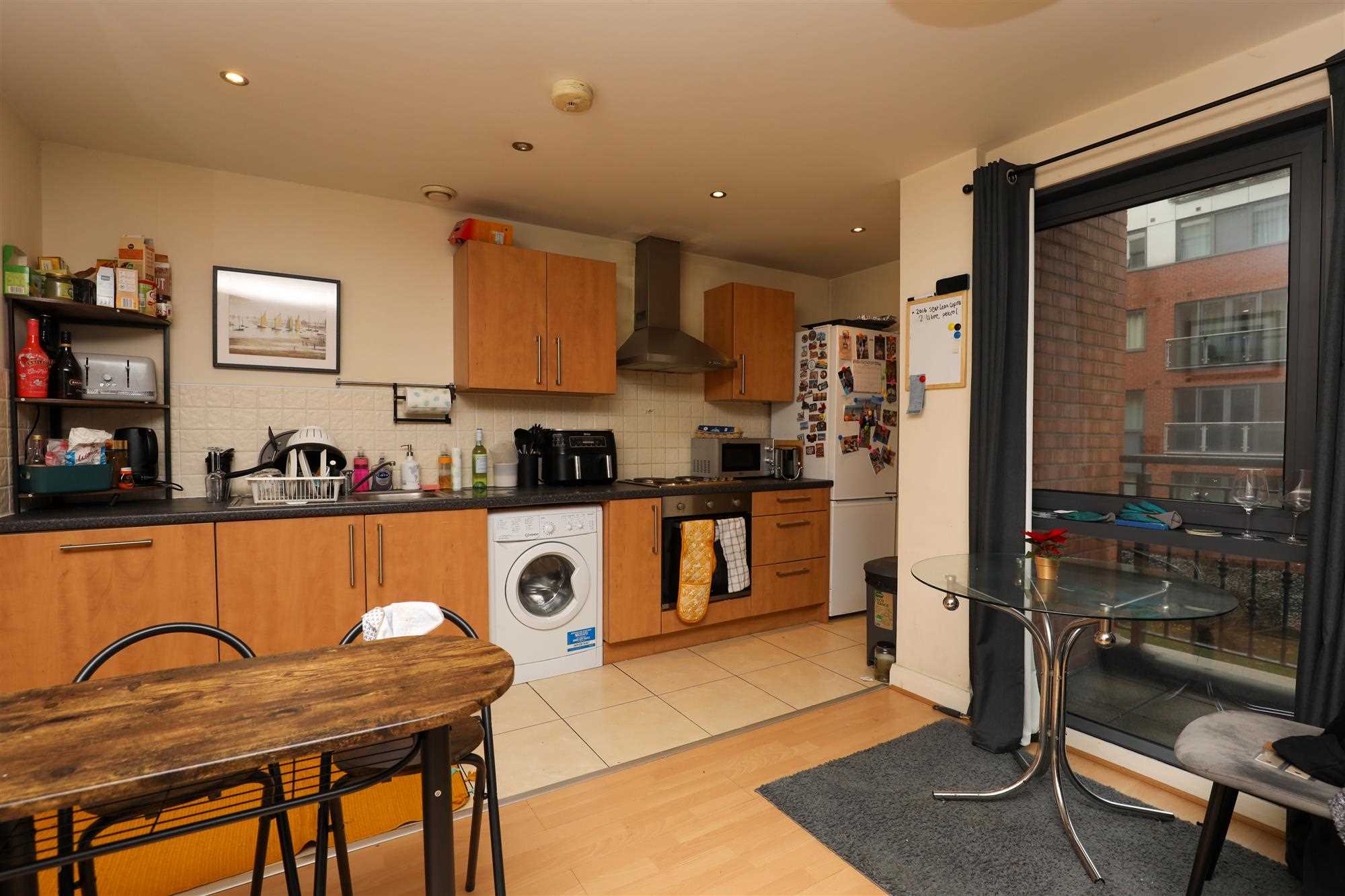 Apartment 41 Central Gardens, Benson Street — photo 2 of 14
