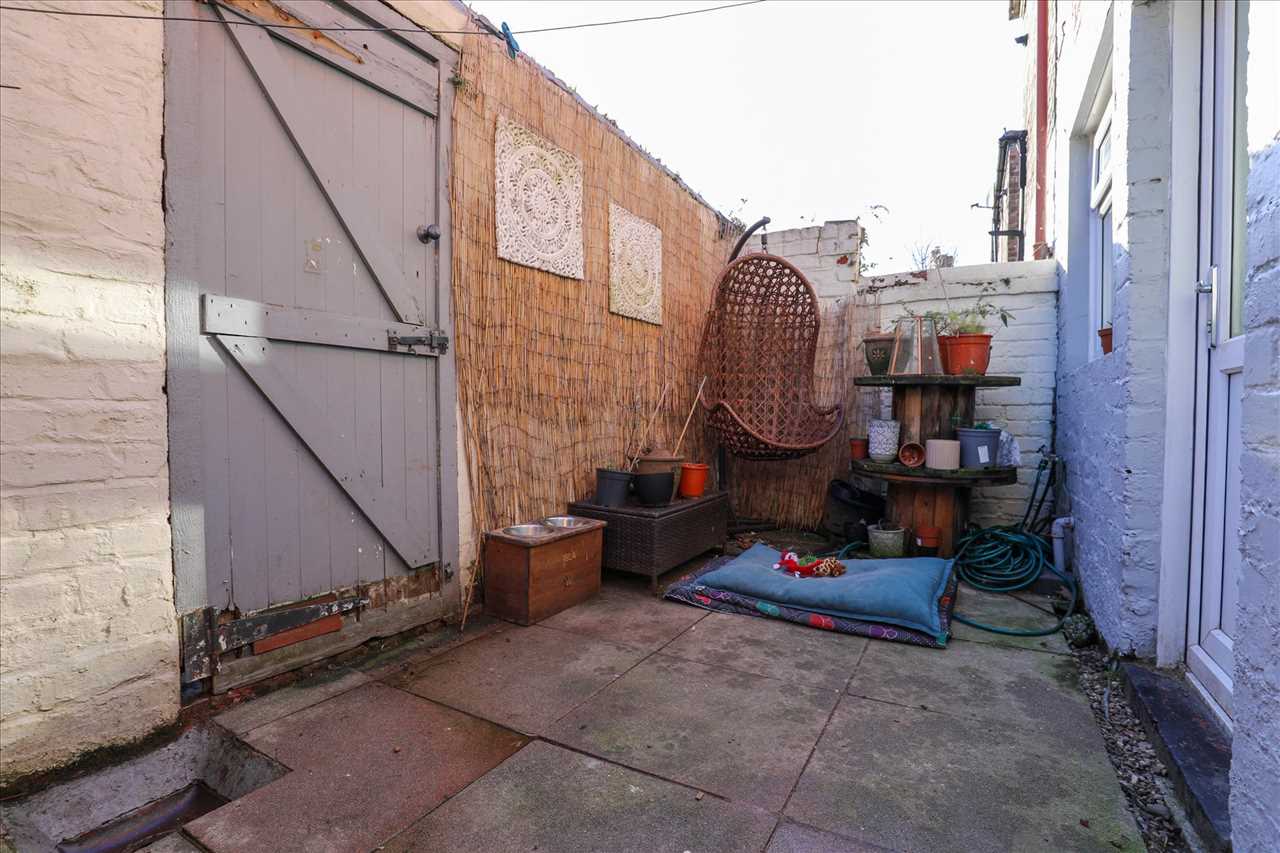 8 Saville Road, Old Swan — photo 19 of 20