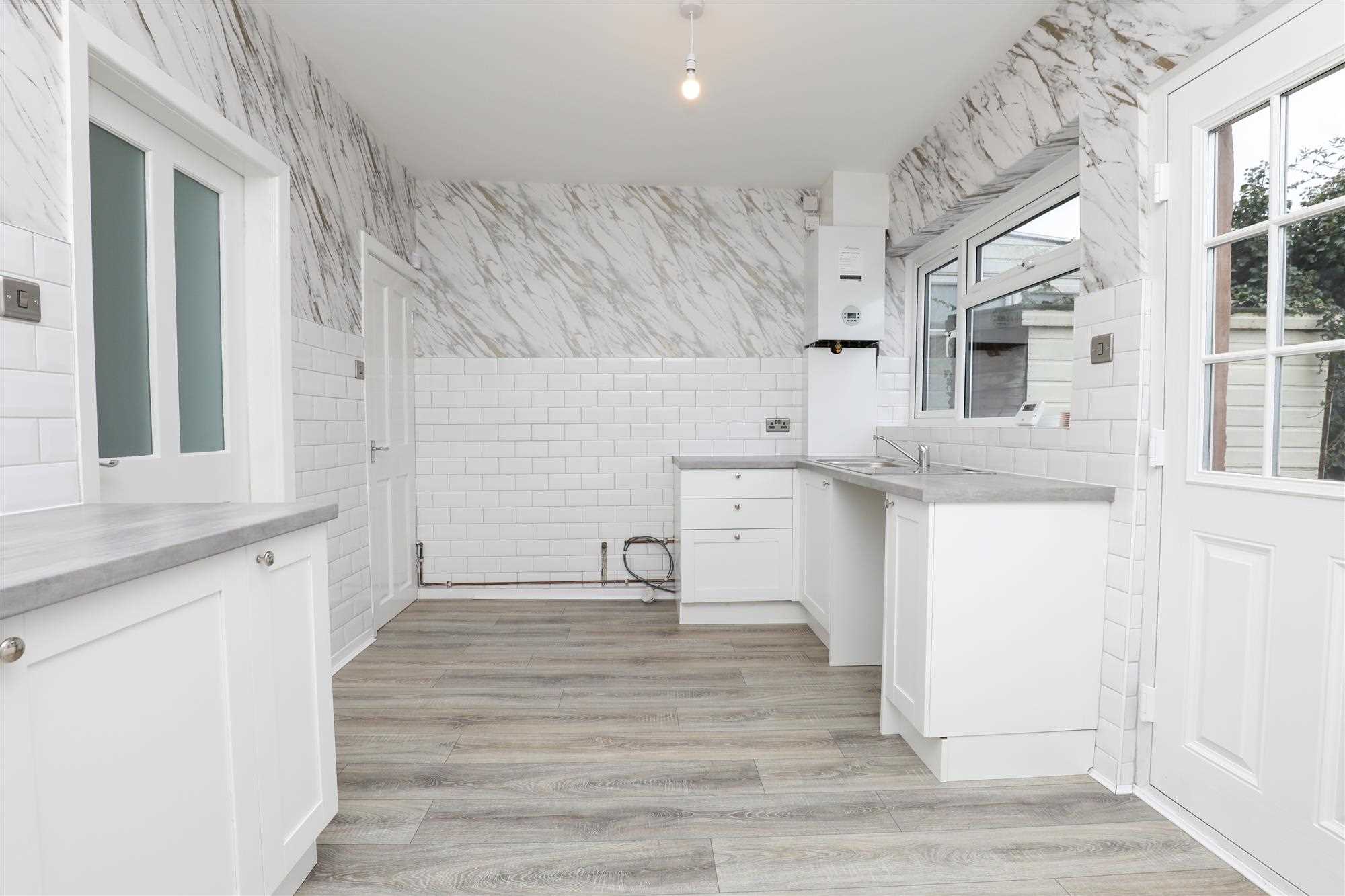 32 Summers Avenue, Bootle — photo 6 of 15