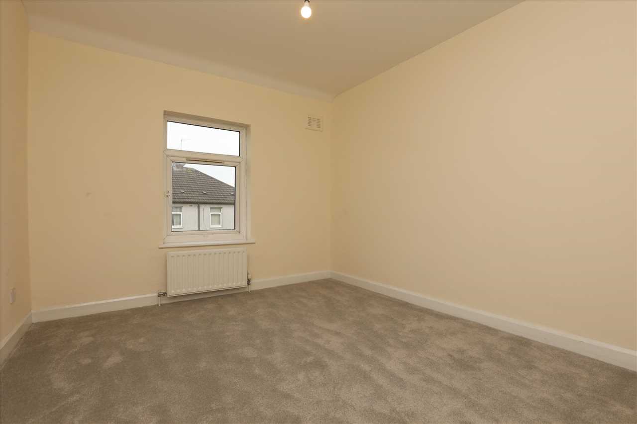 32 Summers Avenue, Bootle — photo 9 of 15