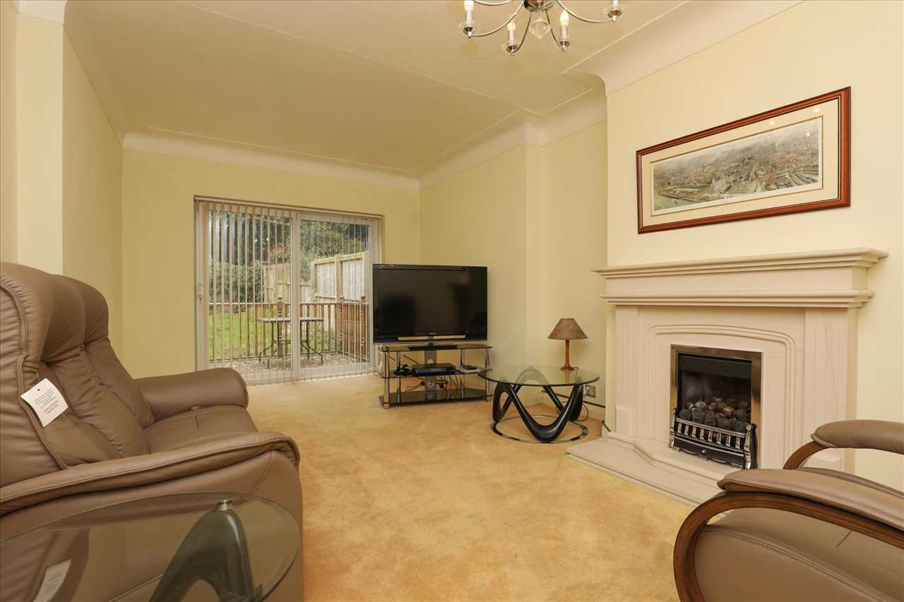 8 Camp Hill Road, Woolton — photo 2 of 18
