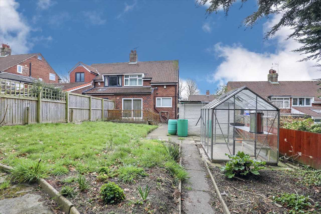 8 Camp Hill Road, Woolton — photo 15 of 18