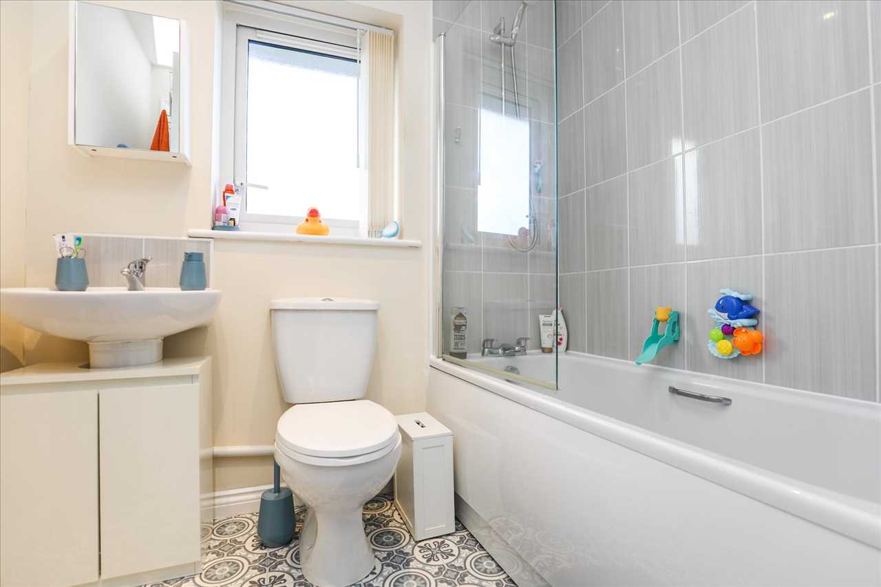 71 Wintergreen Avenue, Norris Green — photo 10 of 14