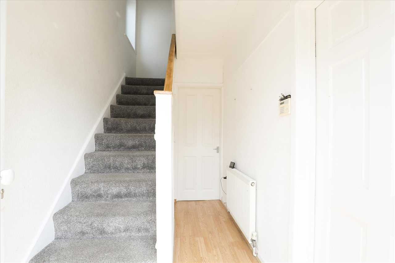 6 Beechurst Close — photo 8 of 14