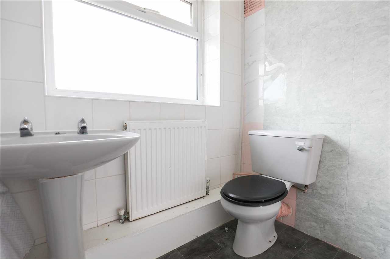 6 Beechurst Close — photo 13 of 14
