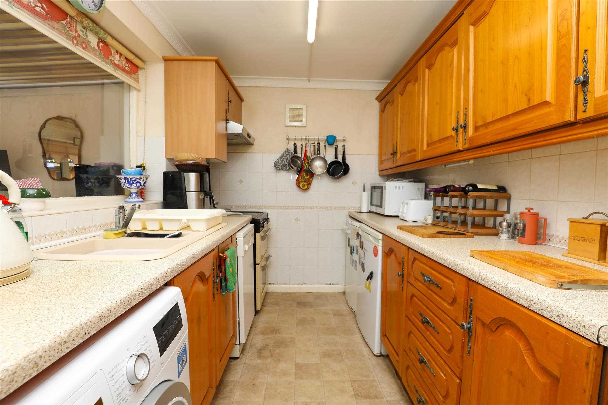 31 Blackburne Drive — photo 10 of 24