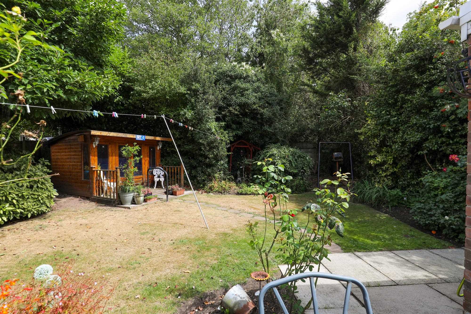 31 Blackburne Drive — photo 21 of 24