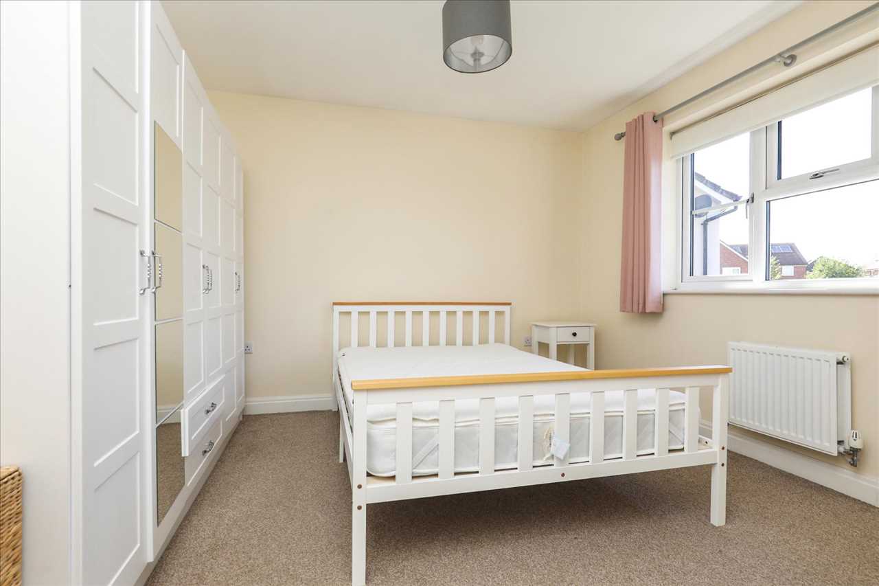 11 Ashton Close — photo 9 of 19