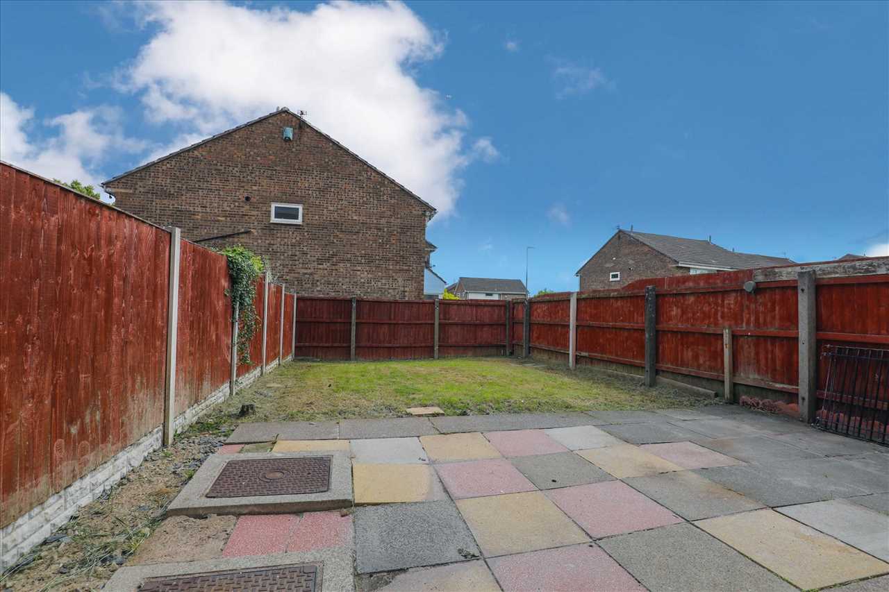 60 Trispen Close, Halewood — photo 10 of 12