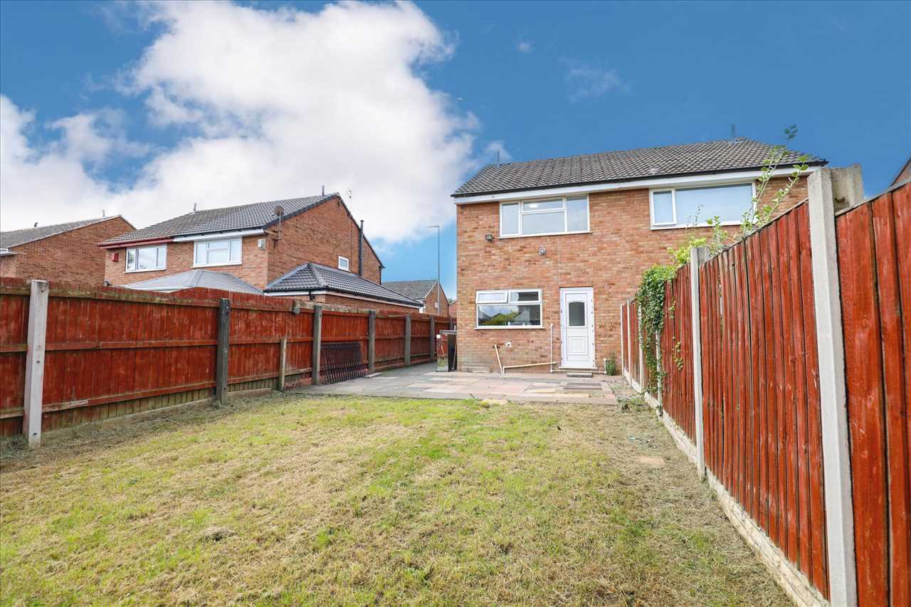 60 Trispen Close, Halewood — photo 11 of 12