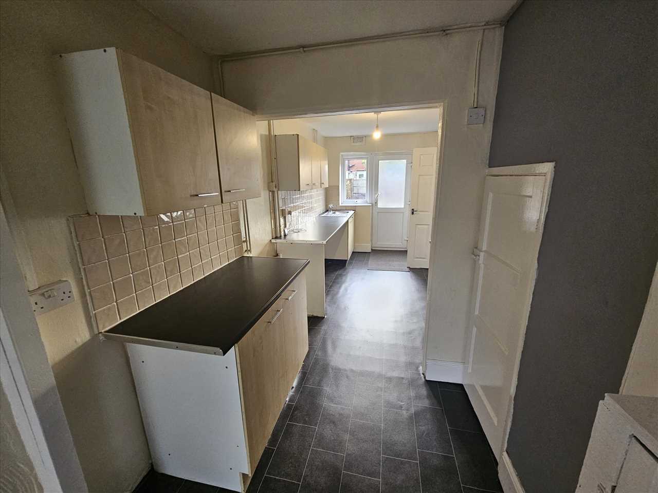 14 Eden Vale, Bootle — photo 2 of 10