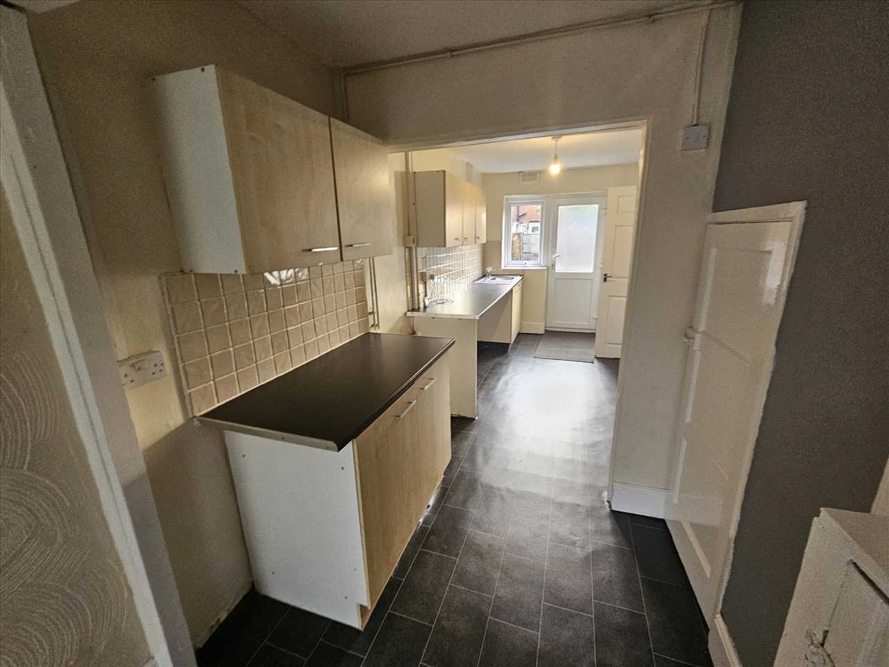 14 Eden Vale, Bootle — photo 3 of 10