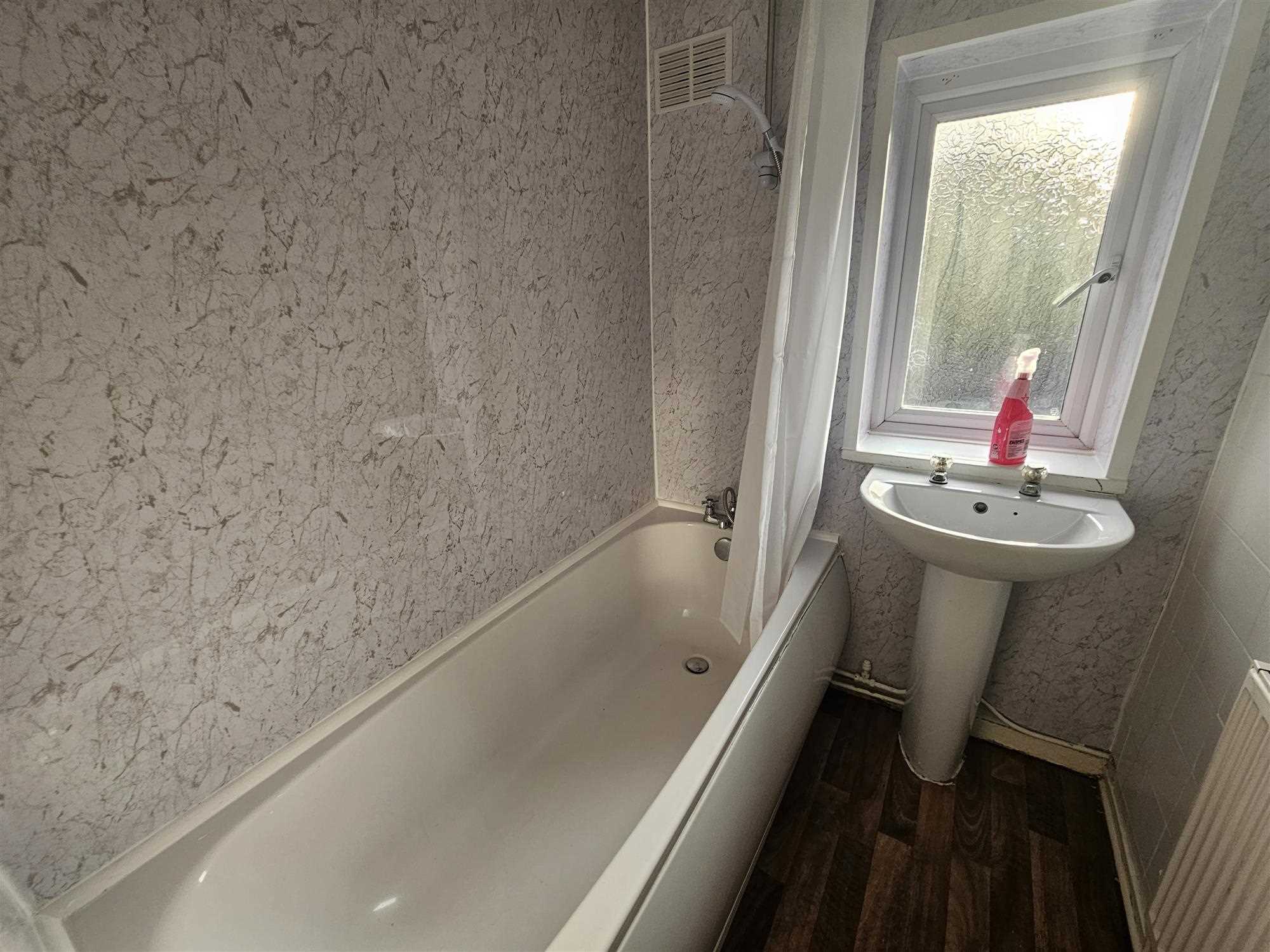14 Eden Vale, Bootle — photo 8 of 10