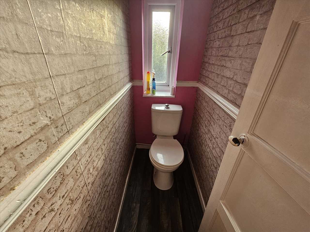 14 Eden Vale, Bootle — photo 9 of 10