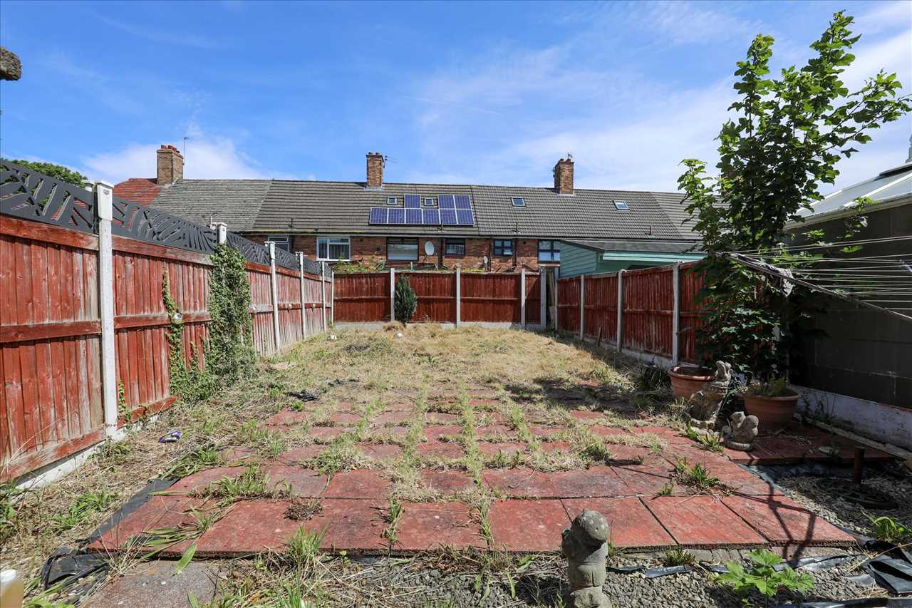 28 Stockton Wood Road, Speke — photo 11 of 12