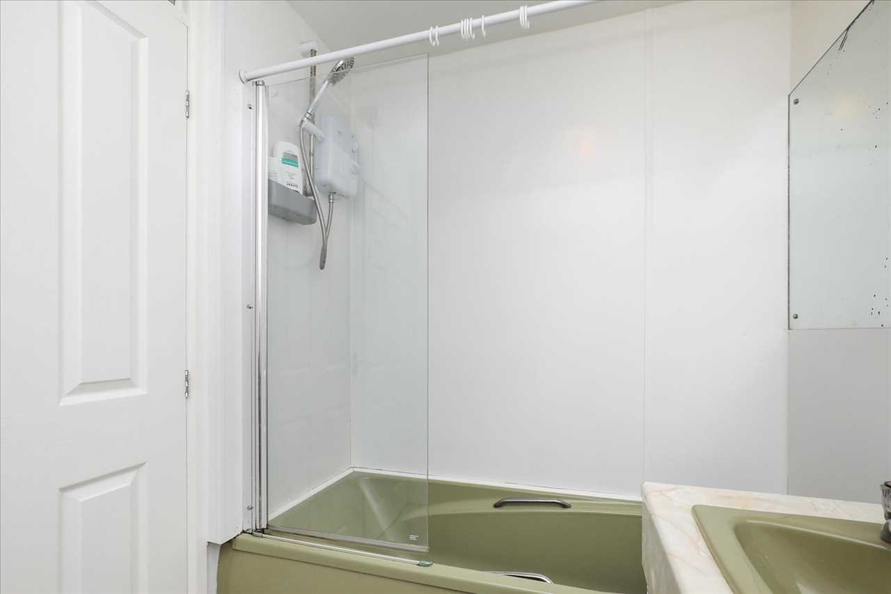 26 Abberley Close — photo 7 of 11