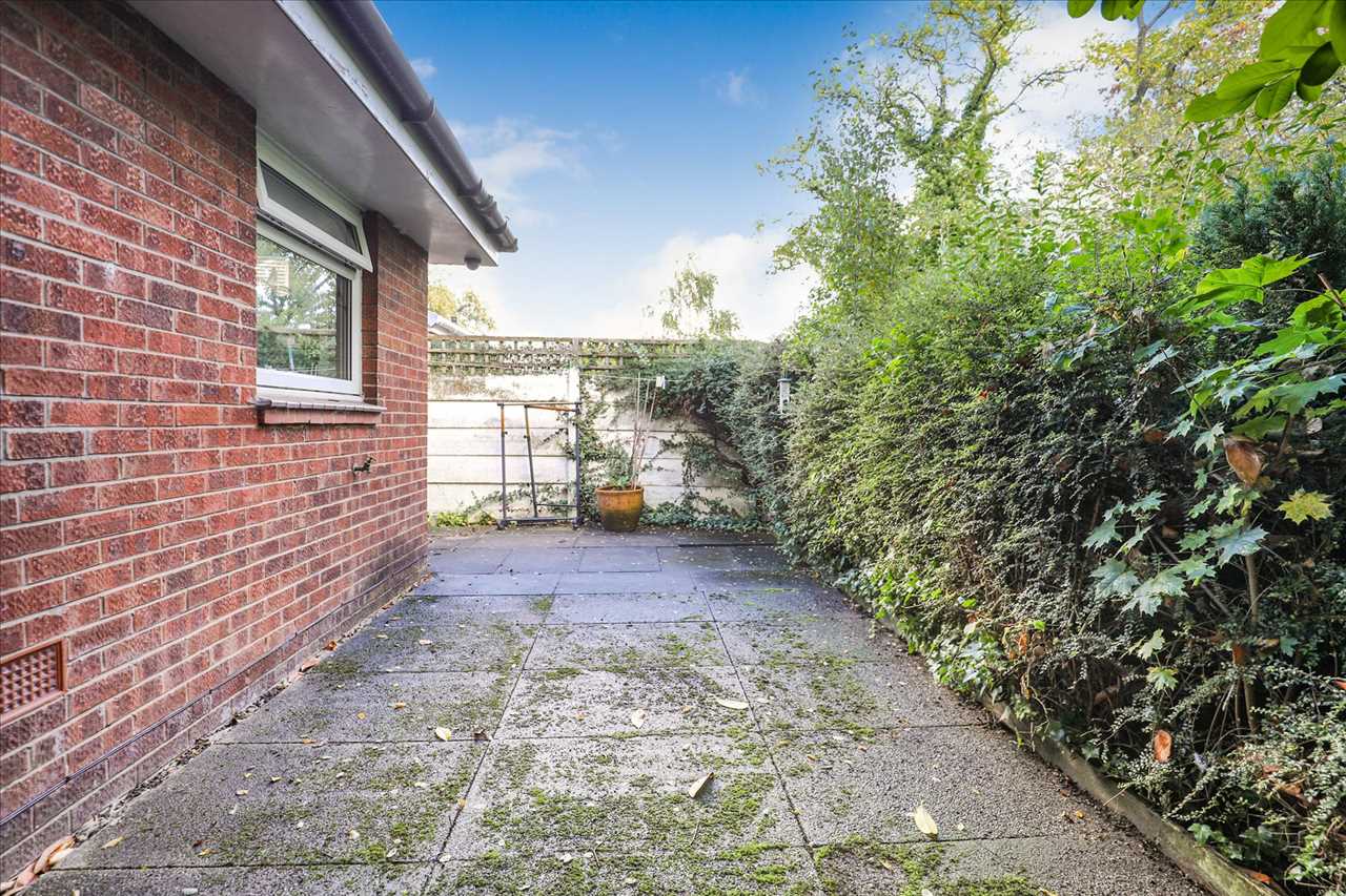 26 Abberley Close — photo 10 of 11