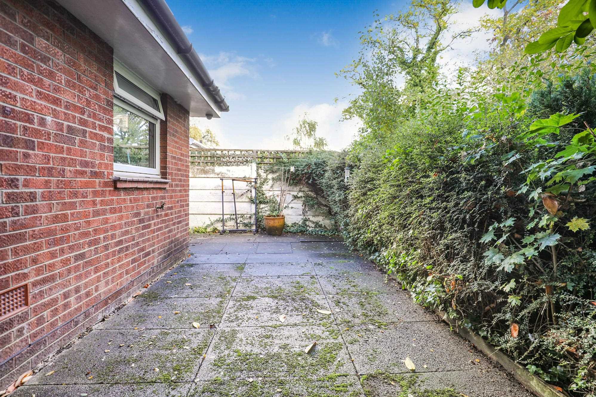 26 Abberley Close — photo 10 of 11