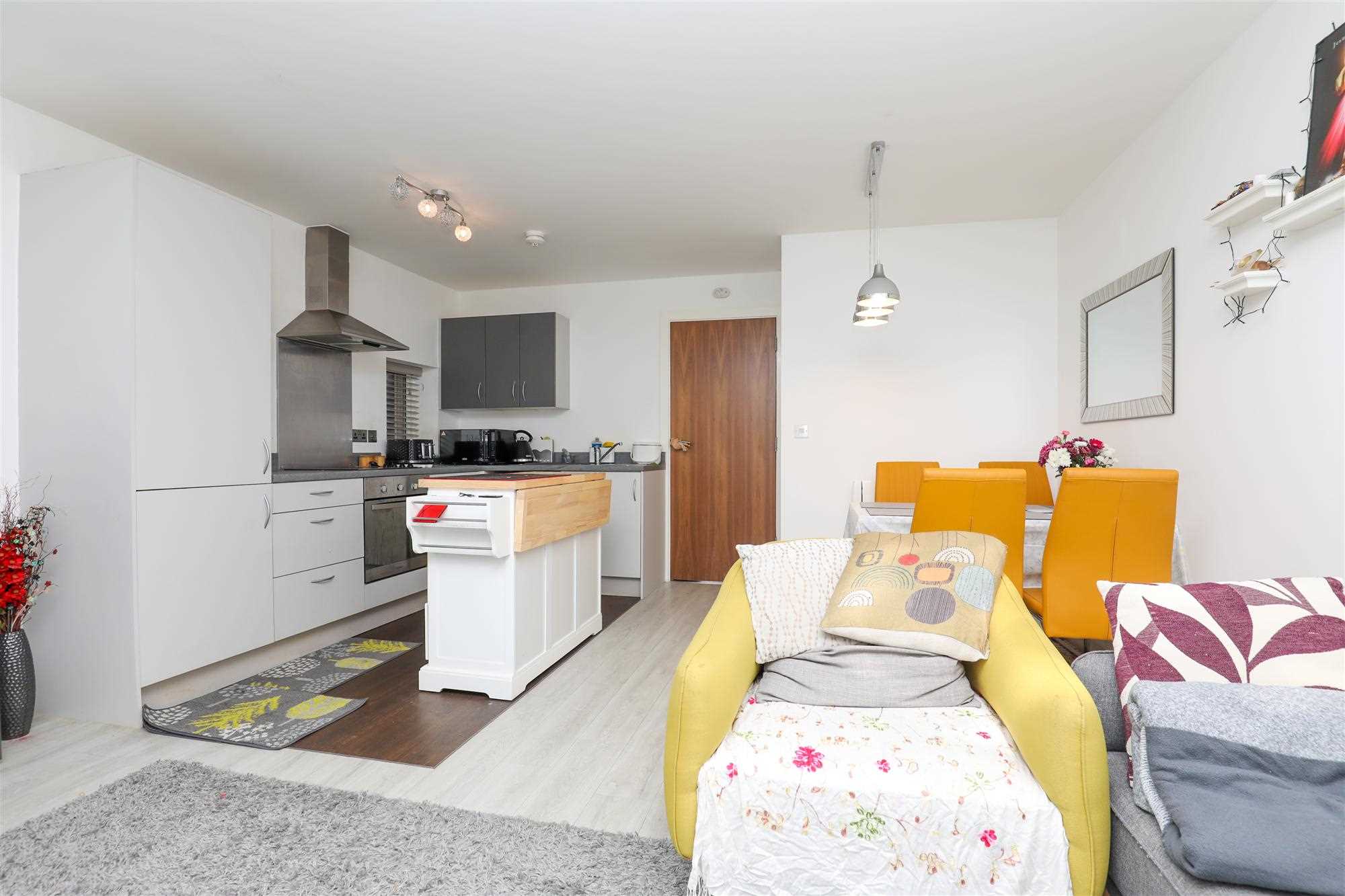 39 Bridgewater Road, Altrincham — photo 4 of 15