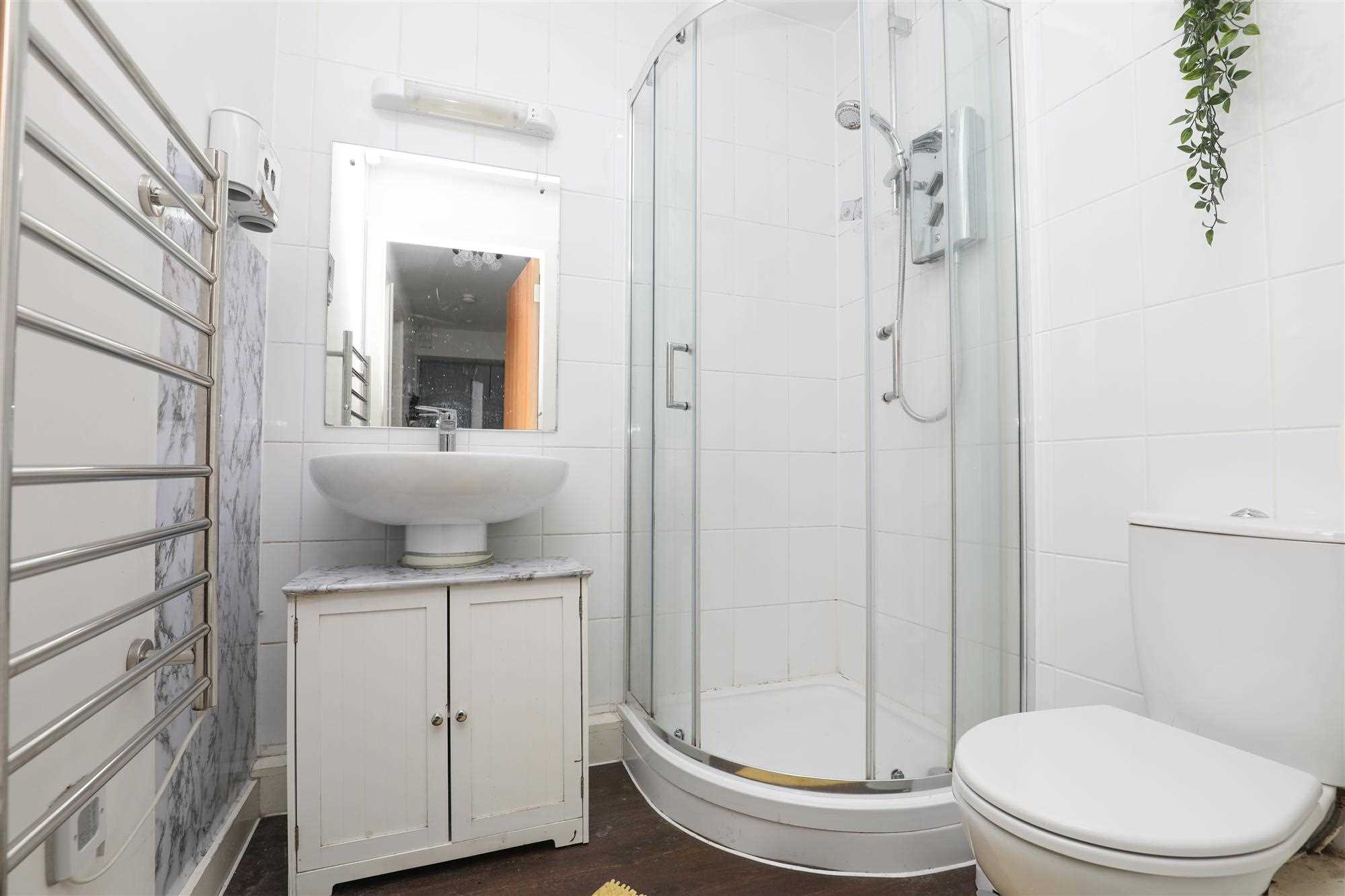 39 Bridgewater Road, Altrincham — photo 12 of 15